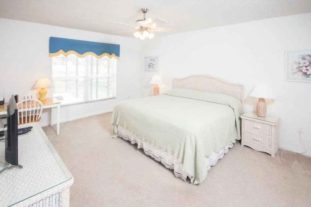 ACO PREMIUM – 7 bd with pool and Game Room (1500)