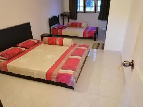 Formula One Bed And Breakfast F1 Sepang Klia Klia2 Kuala Lumpur International Airport Transit