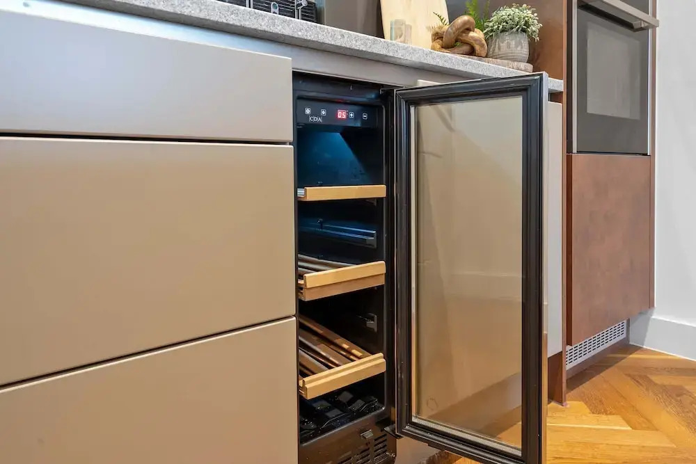 Seraphine Residence - Luxury 1BR Apartment