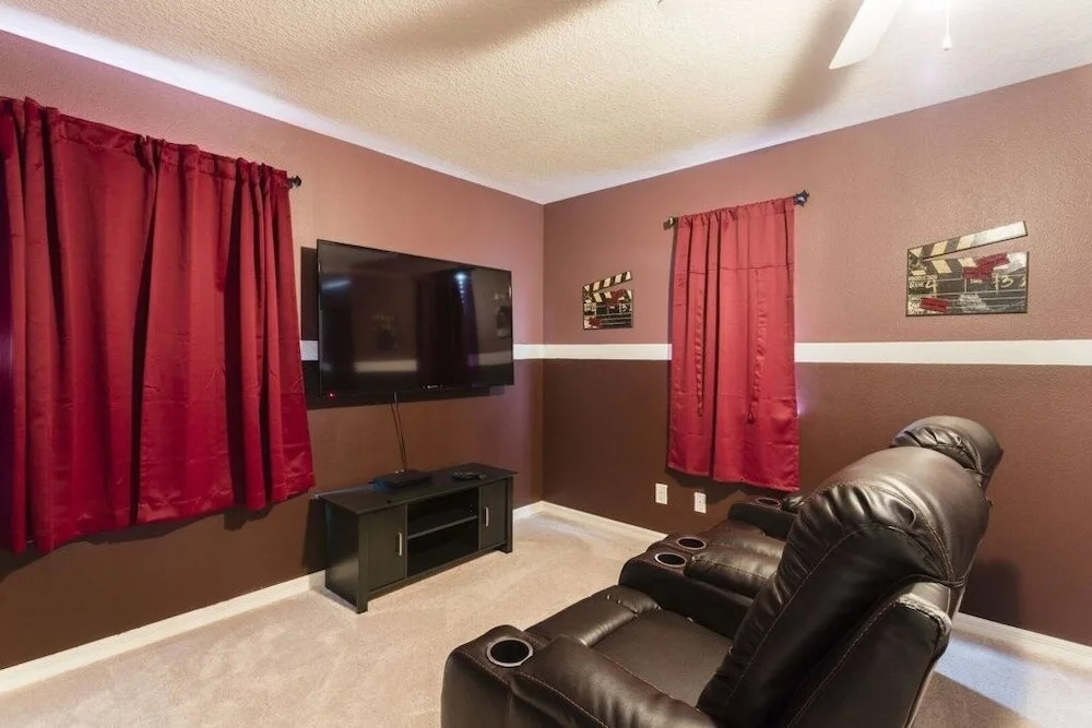 Fabulous 6 Bed Pool Home With Game Room 6 Bedroom Home by RedAwning