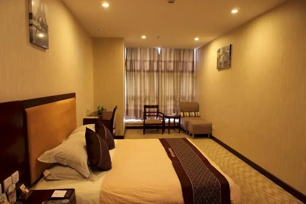 Ji Hotel Hangzhou Binjiang Jiangling Road Metro Station