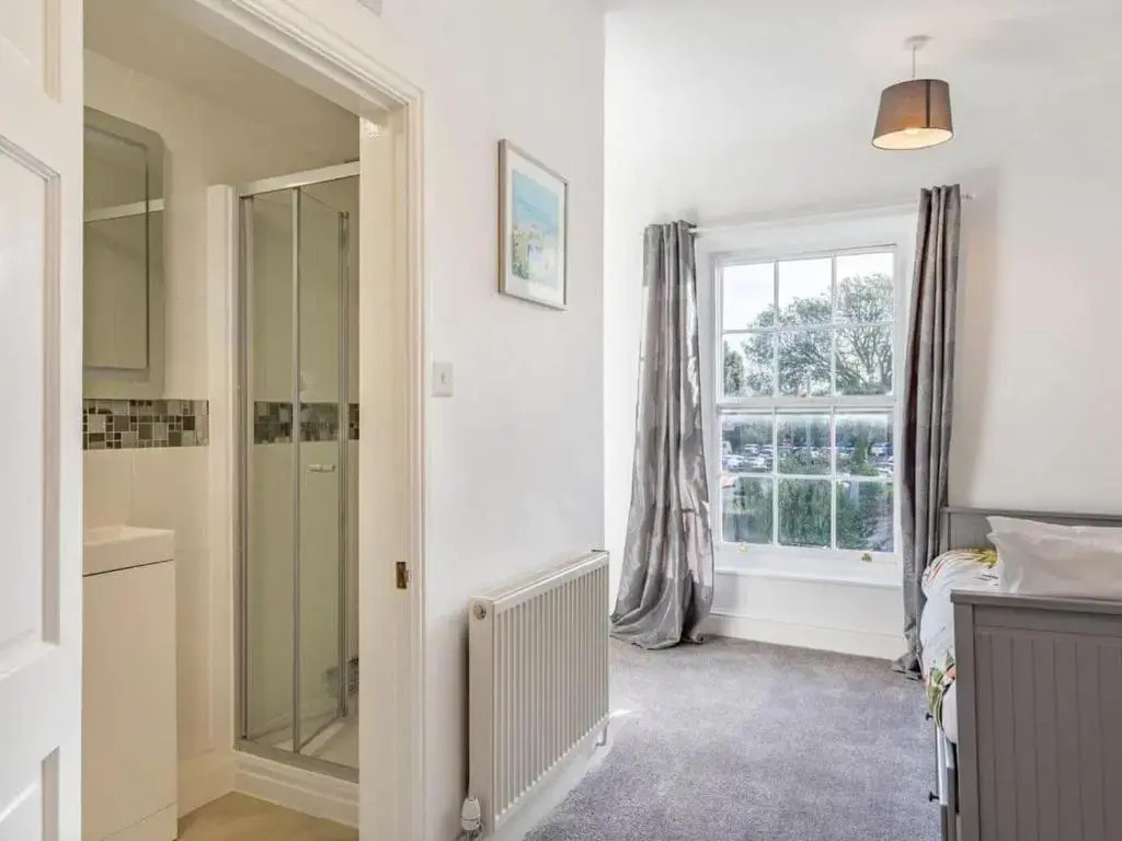 Lovely Villa 2 King 2 Singles 1double Sofa bed