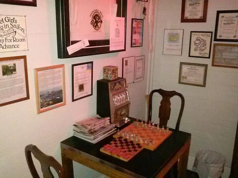 Old Carrabelle Hotel Captains Quarters Suite