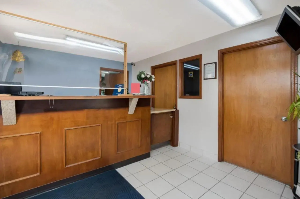 Howard Johnson Inn