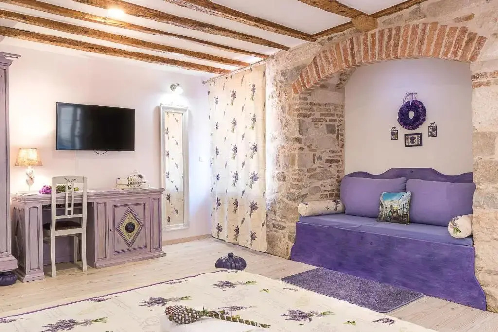Boutique Cardea