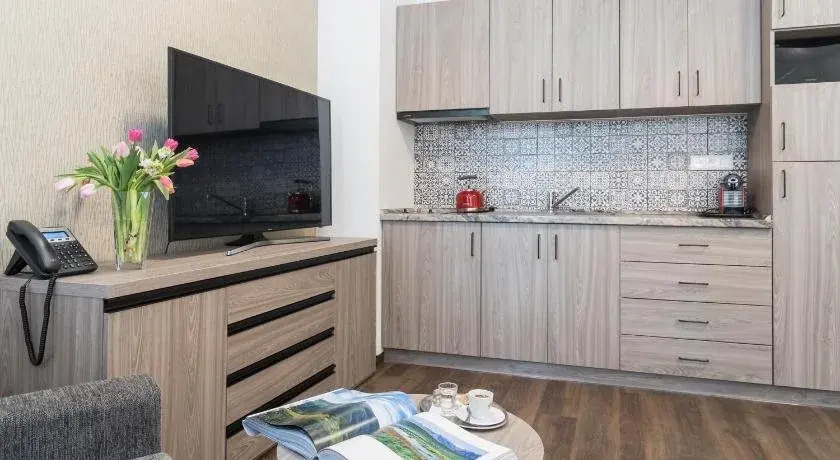 Barok Hotel and Apartments