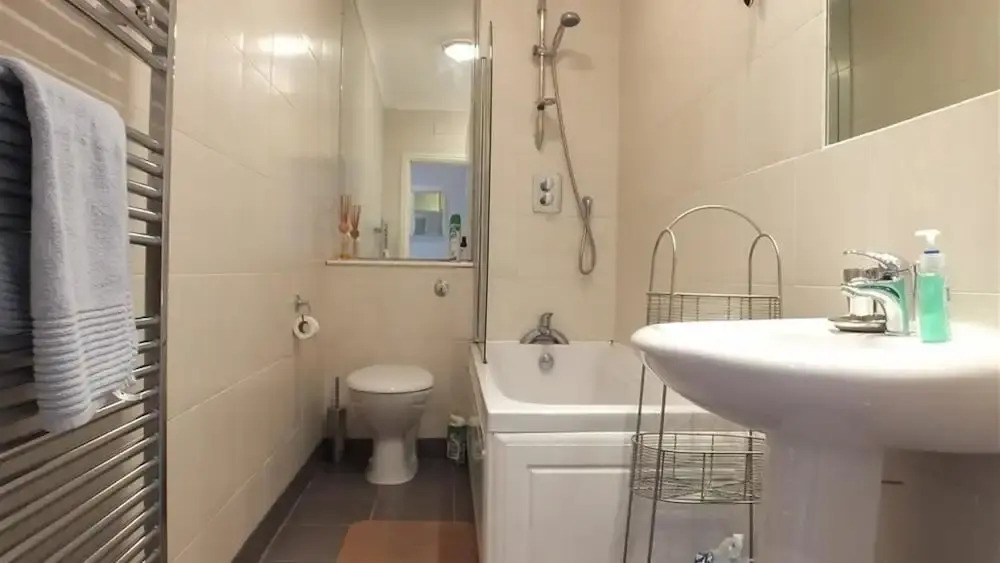Victoria Street 37 Flat 4