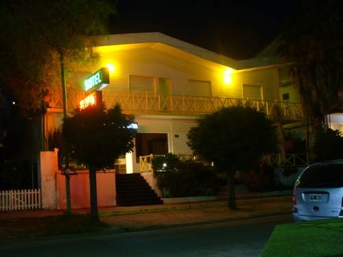 Hotel Aloha