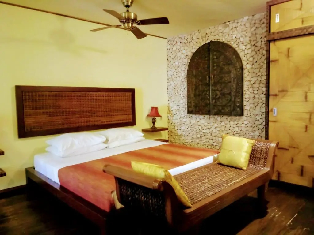 Angelina Beach Resort & Italian Restaurant Malapascua