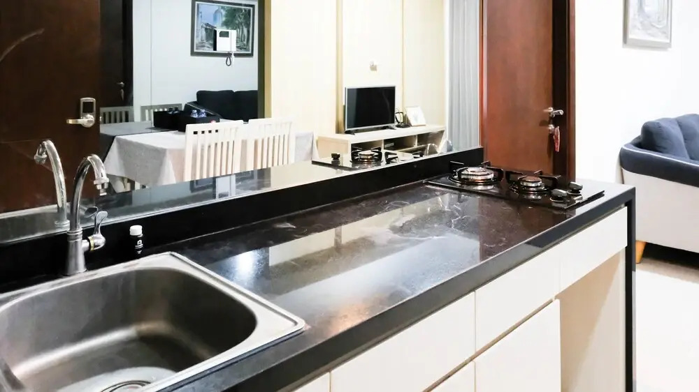 Spacious And Homey 1Br At Grand Sungkono Lagoon Apartment