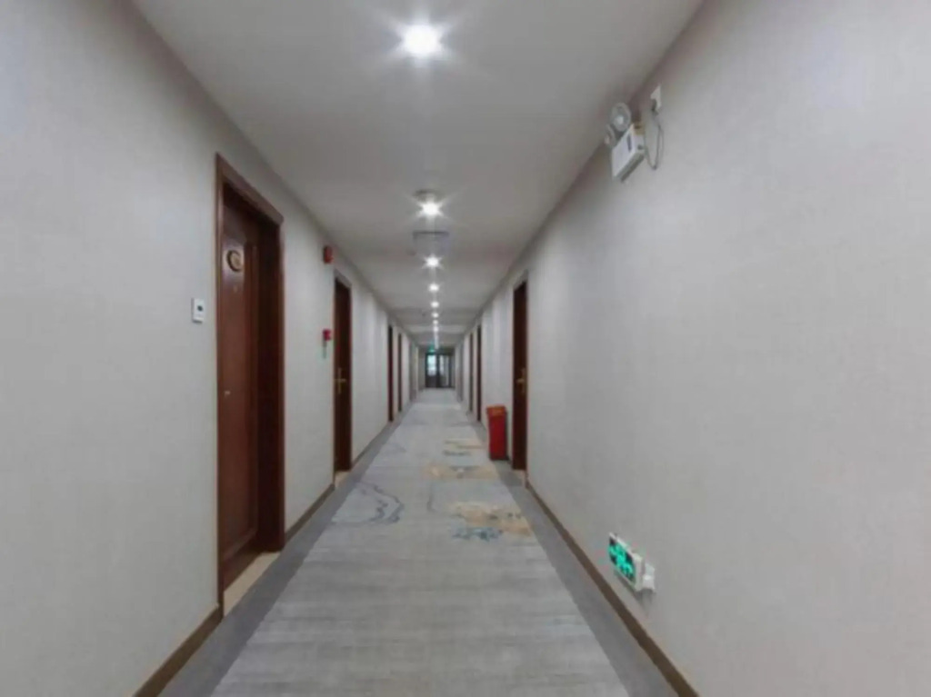 Huayuan Hotel