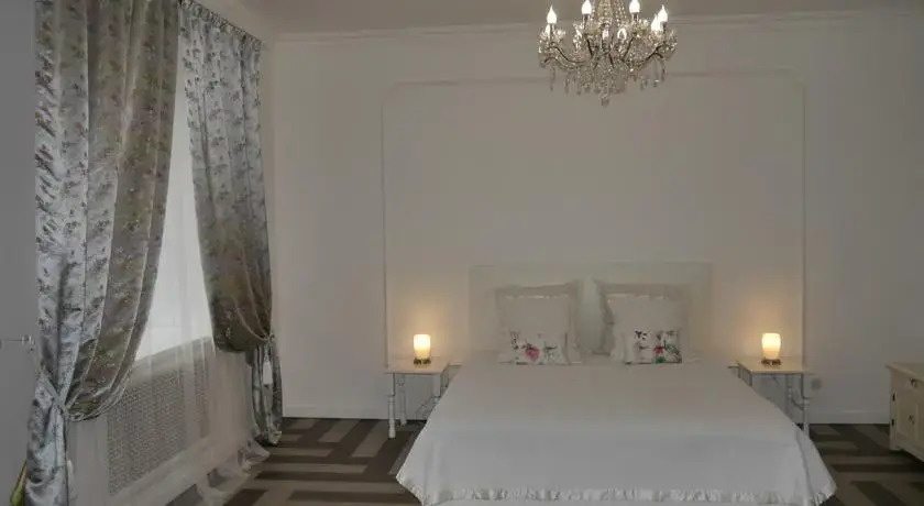 Diplomat Aparthotel