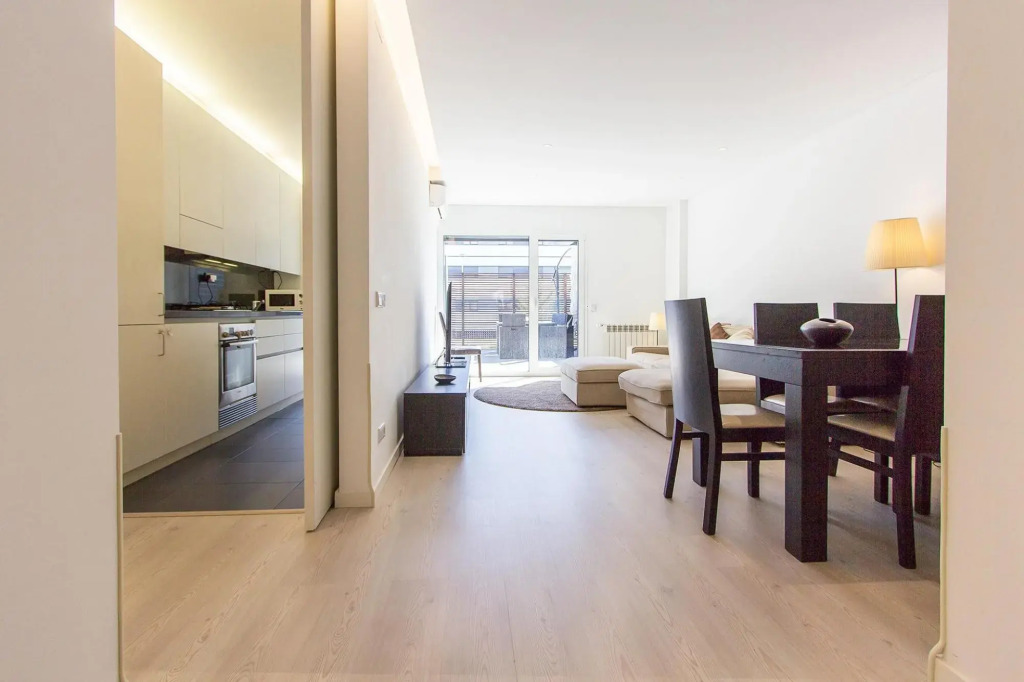 Expo River Side by Homing
