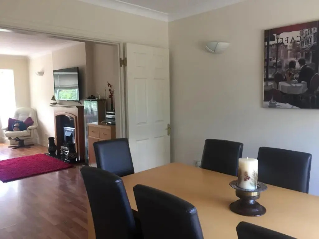 Highbury House, Warm and Welcoming