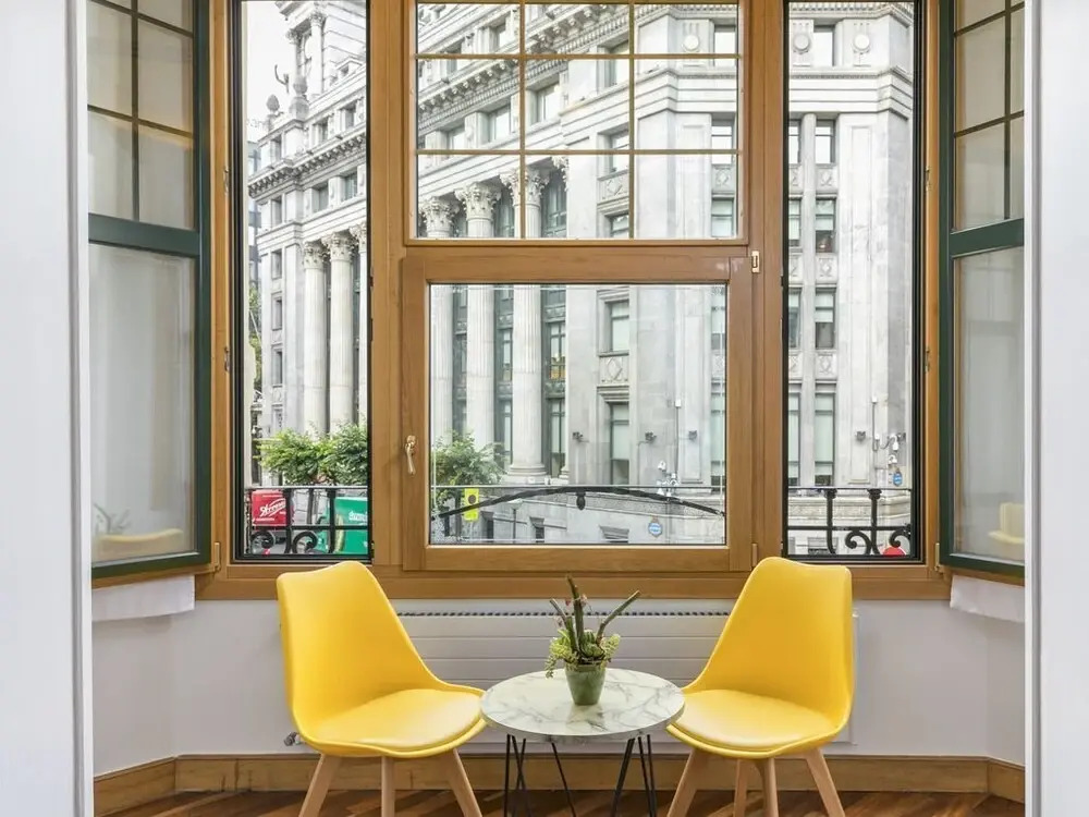 Gran Via 3 by Forever Rentals. 3 Bedroom Apartment With Wifi in Abando. Groups