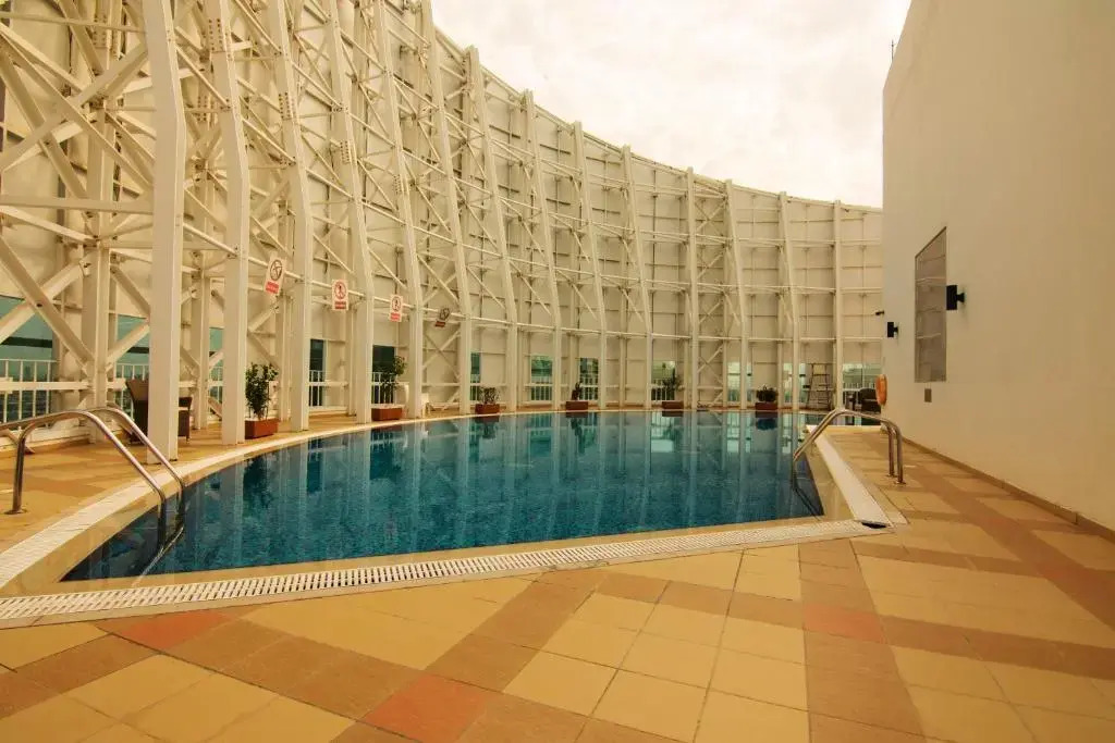 Lux BnB I X1 Tower I Golf Course & Sea Views