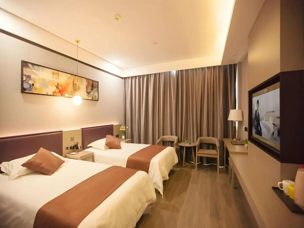GYA Hotel (Tongxiang Century Avenue)