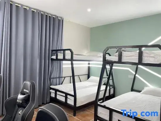 Linquan Aurora E-Sports Hotel
