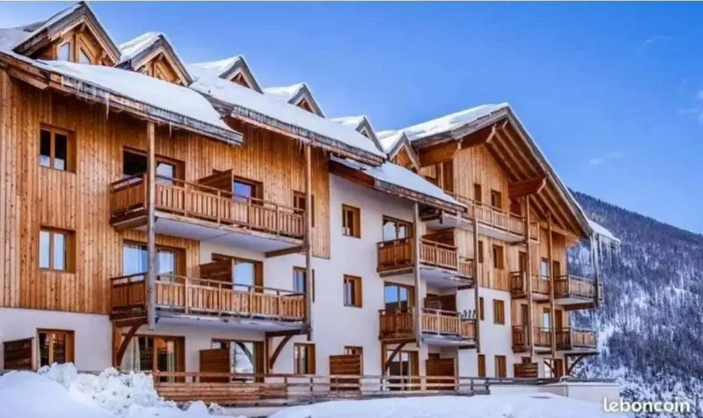 Appartement T2-5 couchages L'écrin des Orres 1800