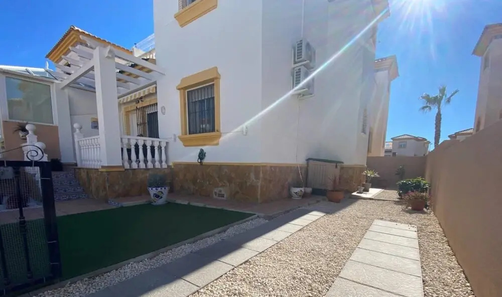 Brisa Golf III Luxury Townhouse With Comm Pool EB5