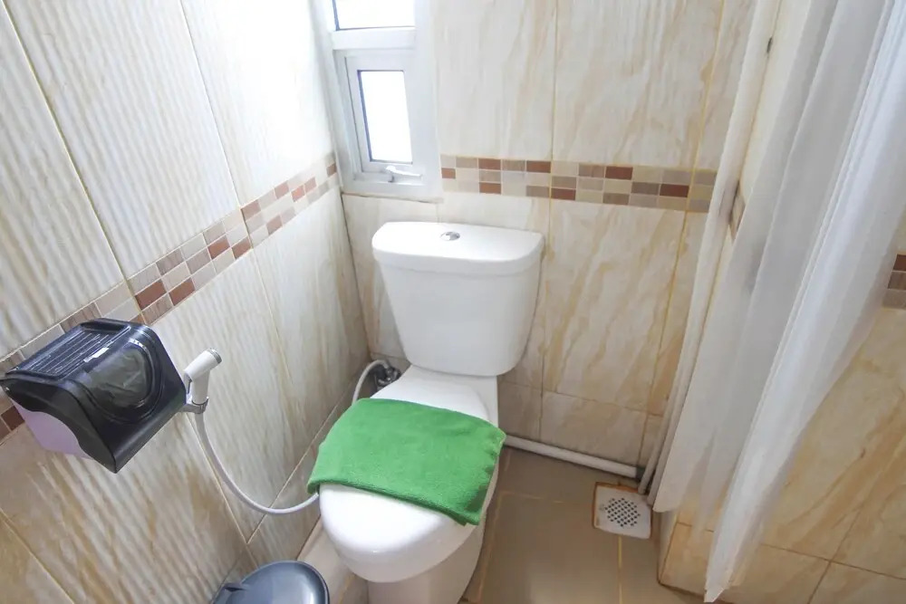 Airy Cihaurgeulis Surapati 235 Bandung