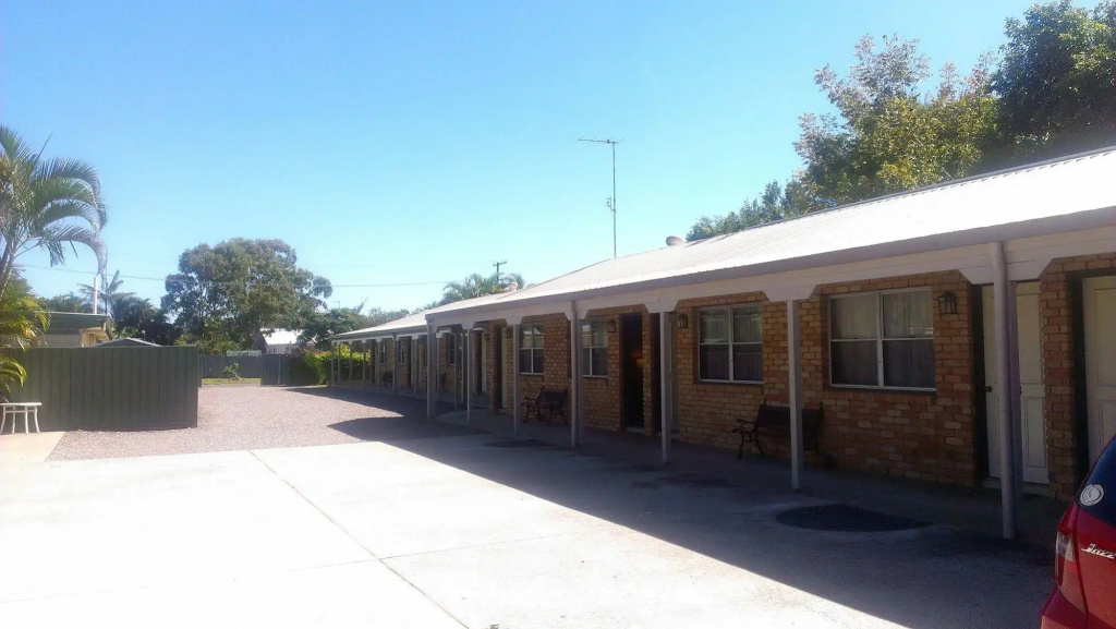 Pacific Paradise Airport Motel