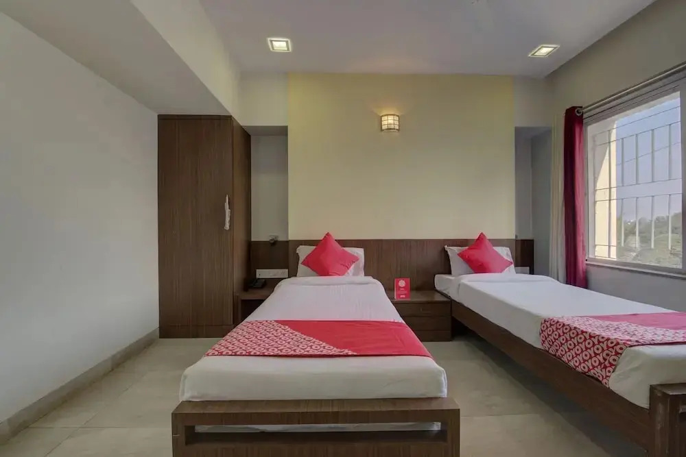 Hotel Ashwamedh Residency by OYO Rooms
