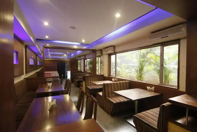 Rapid Lakme Executive Hotel