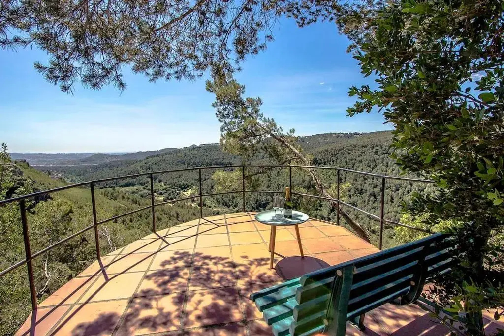 Catalunya Casas Majestic Villa and Views , 30km to Barcelona