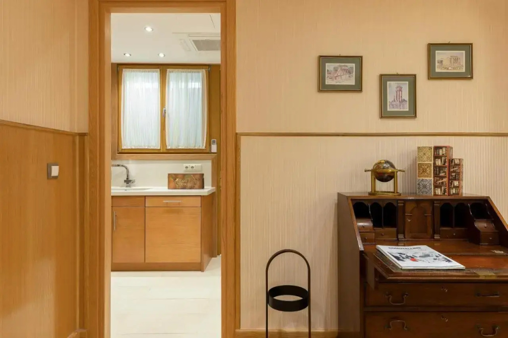 Vouliagmenis Elegance by Acropolis Suites