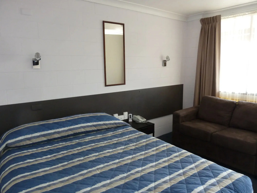 Mandalay Motel