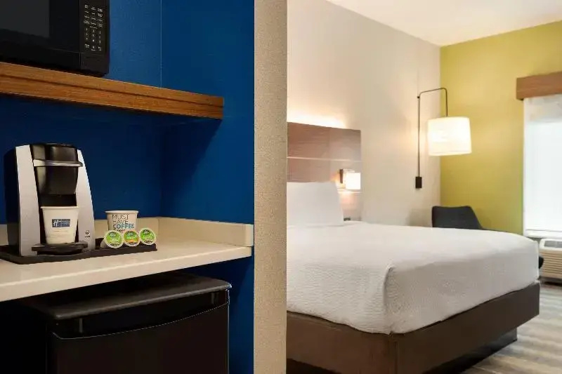 Holiday Inn Express & Suites DALTON - MARKET ST by IHG