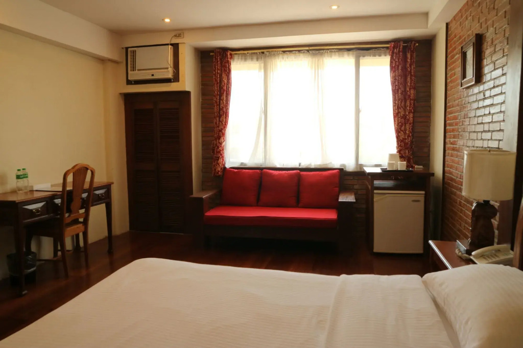 Mango Valley Hotel 3