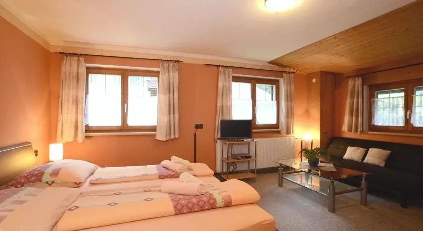 Gasthaus Pension Montafonerhüsli