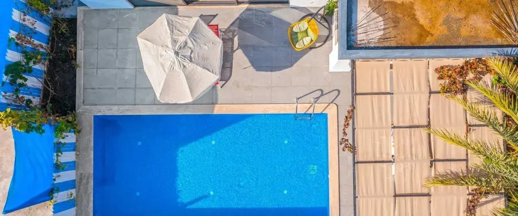 Villa Bozo 1