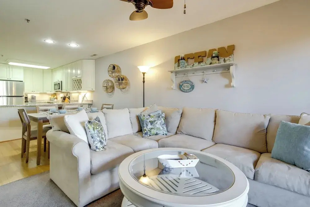1/2 Mi to Ocean City Beach! Poolside Retreat