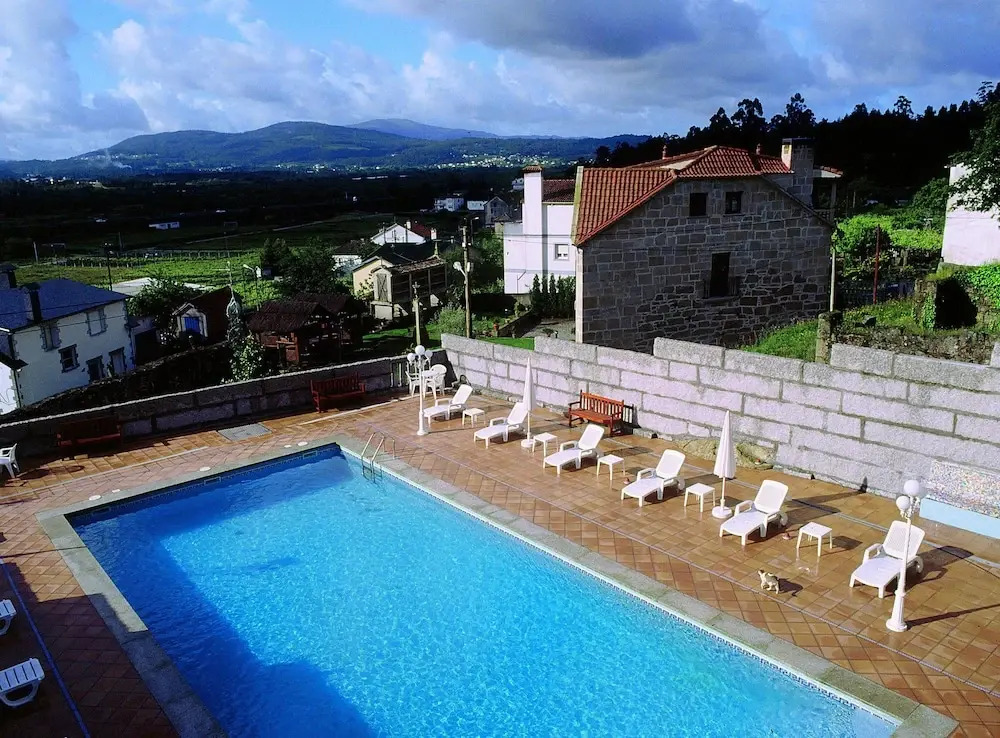 Casa Antiga Do Monte