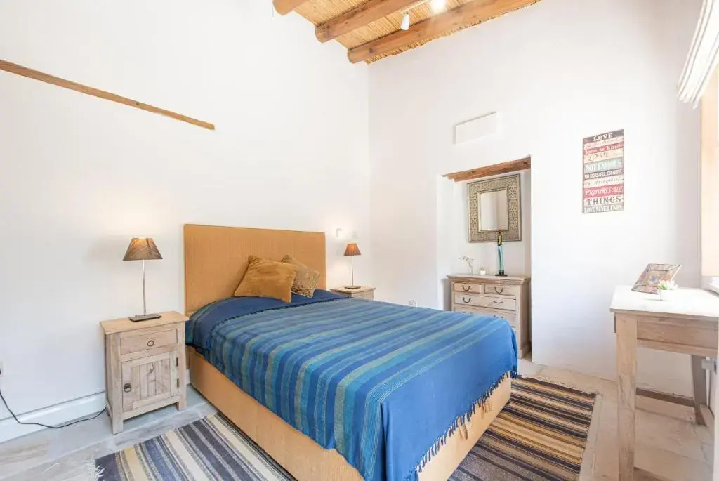 The Carob Tree Villa - Rustic Luxury Home With Access To Pool And Restaurant