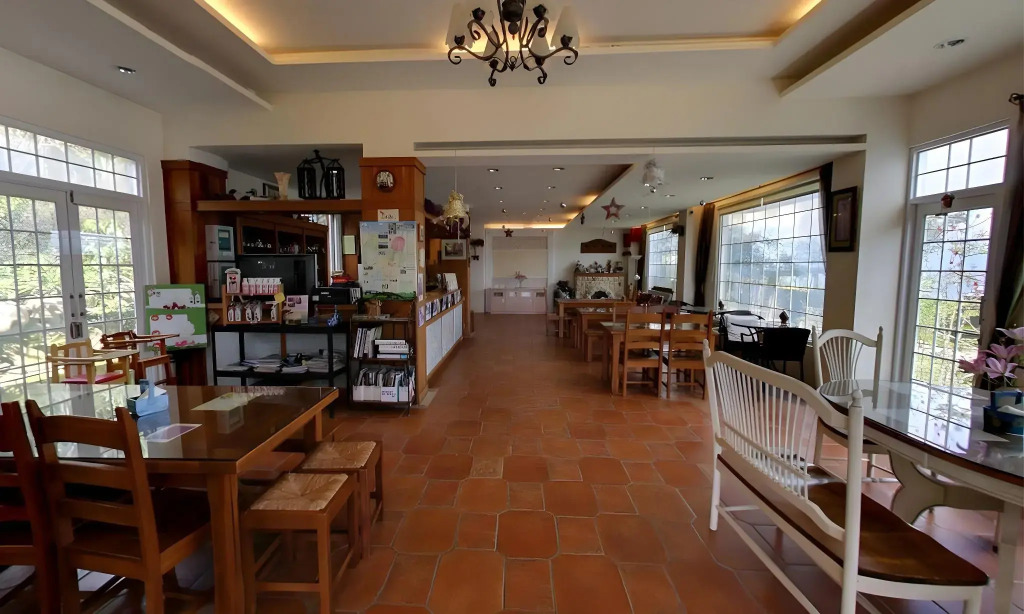 Euro Country Villa