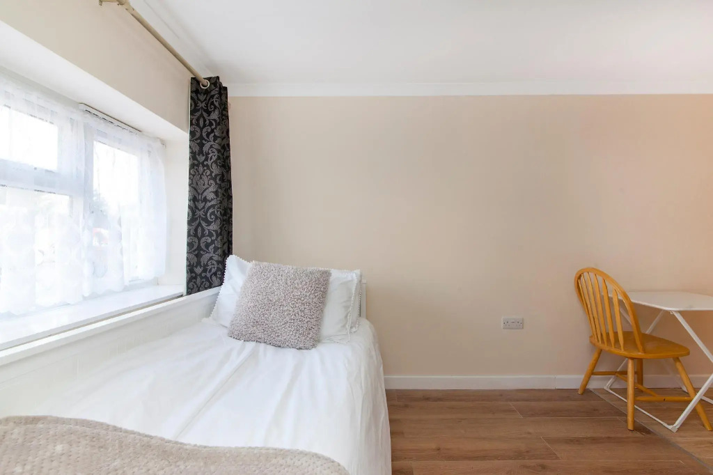 TH Serviced Apartment London
