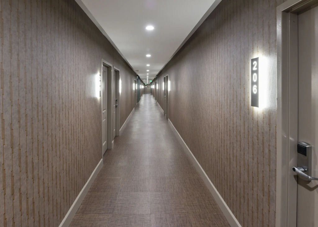 Hollywood Inn Suites Hotel