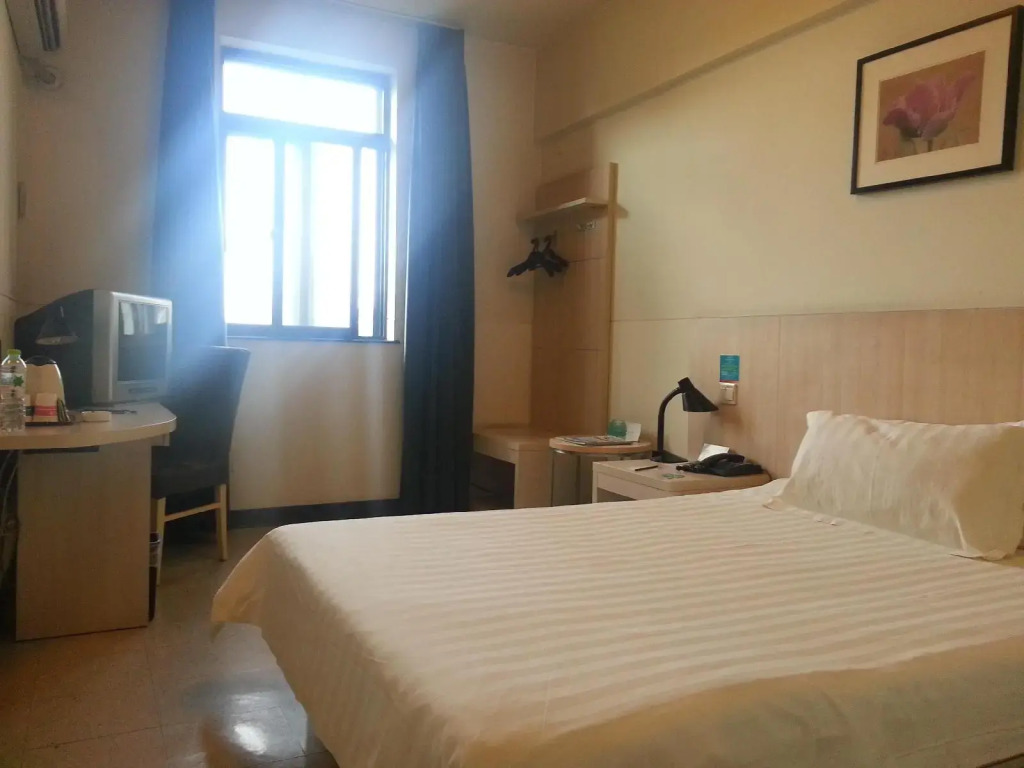 Jinjiang Inn Central Changshu Yushan