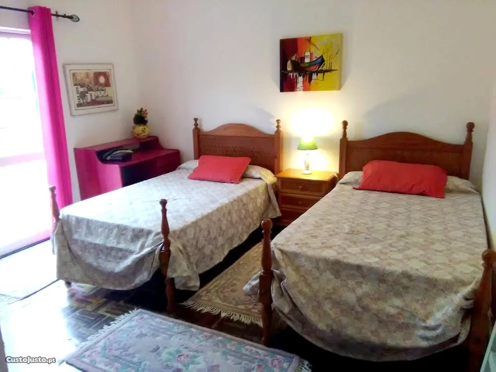 Villa Rua Tiradores Cortiça