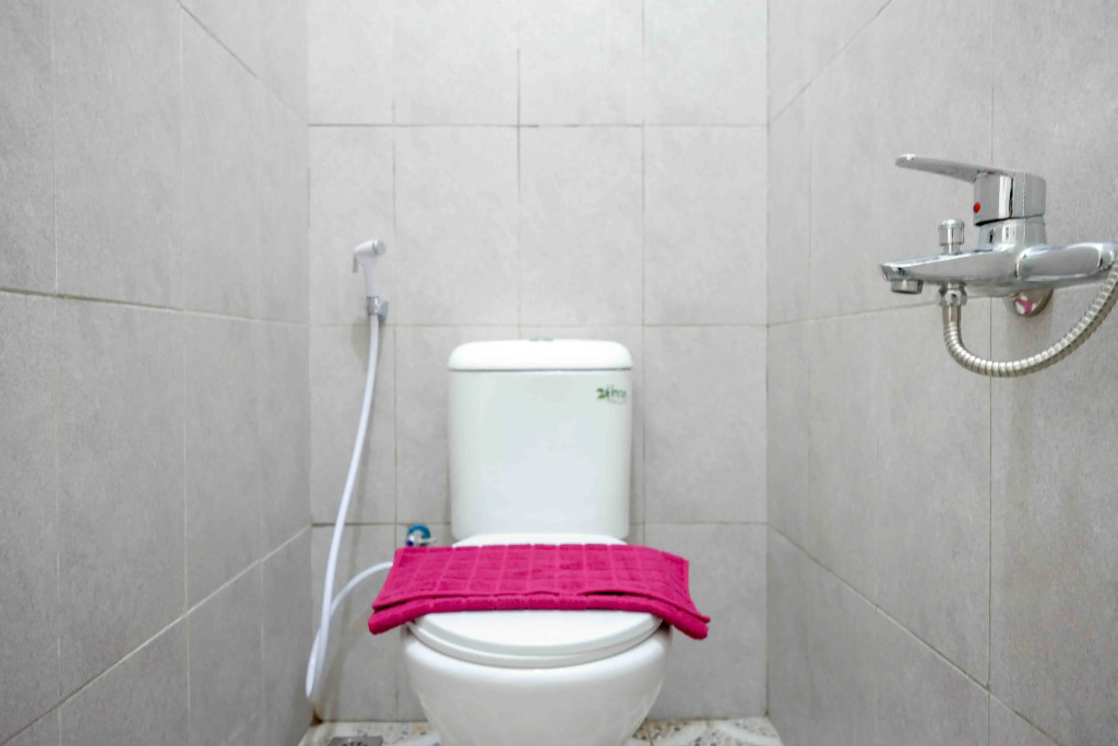 RedDoorz near GOR Jatidiri Semarang