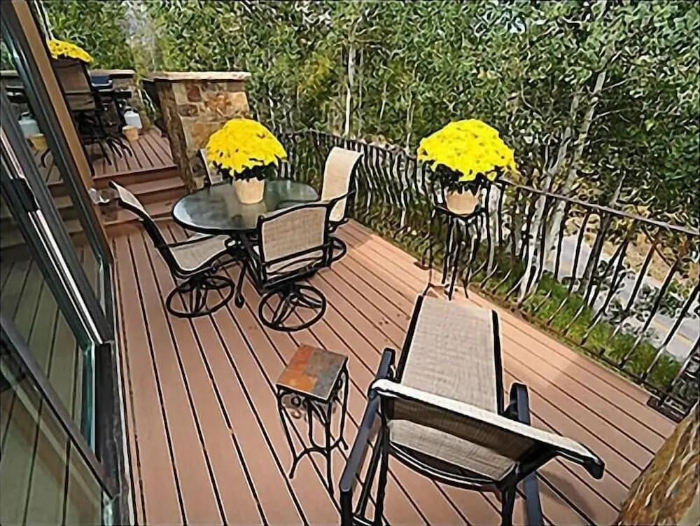 35 Alpine Ln