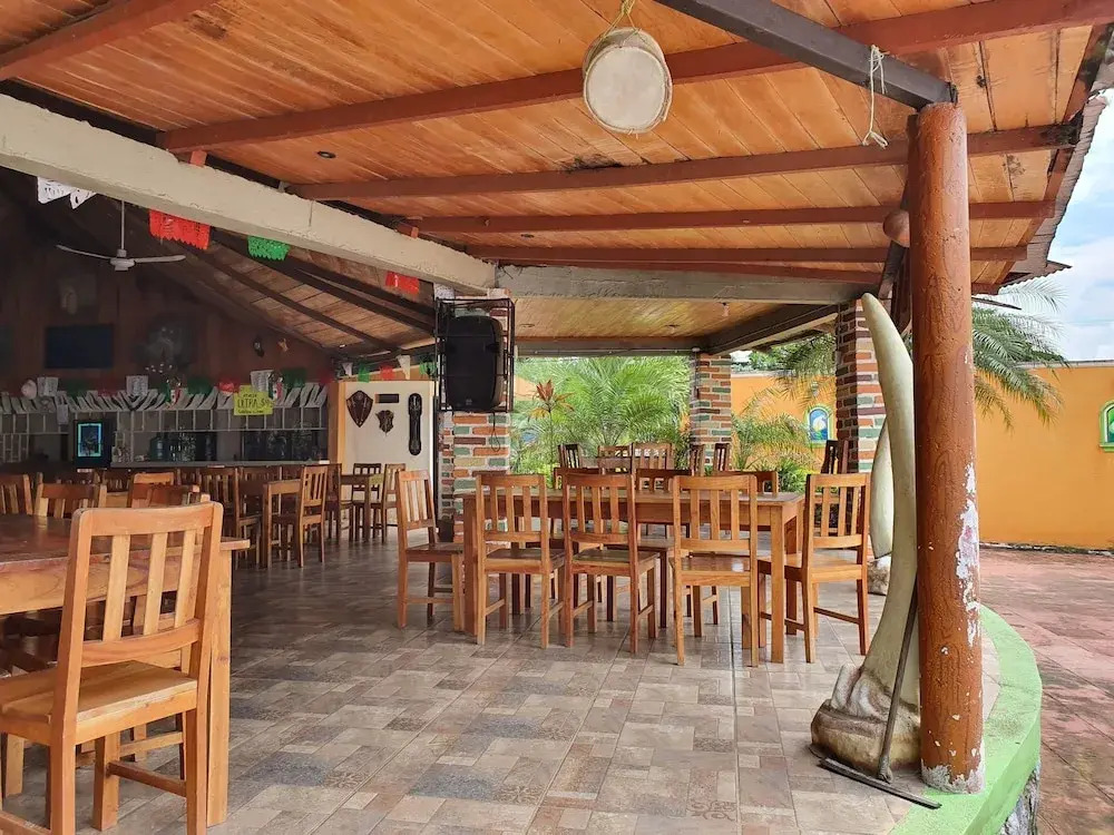 Yolonam inn