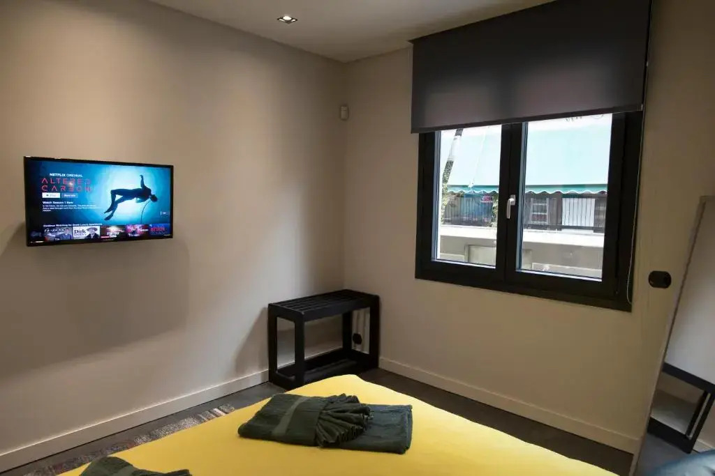 Brand New 2018 Luxury Apartment 10' Minutes Walk From Acropolis And 6 From Metro