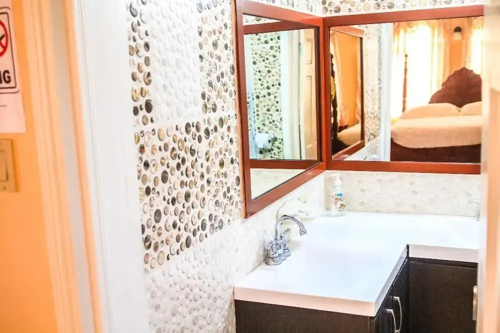 Dela de-Rose Guest House negril Jamaica