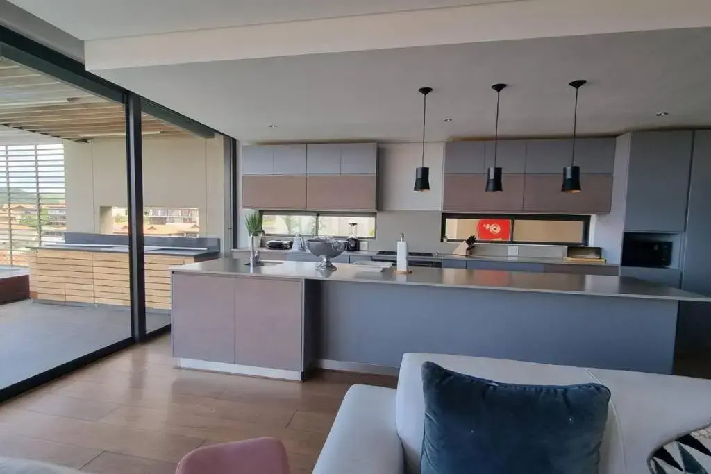 Sea Facing 4 Bedroom Holiday Home in Zimbali