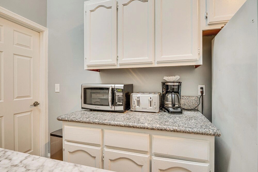 Melrose Hill Home Near Hospitals: Nurses Welcome